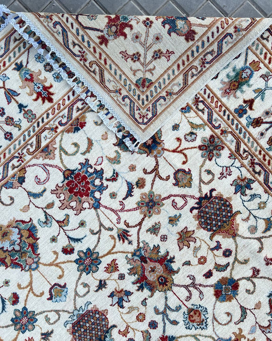 Sultani - 8 x 10 ft