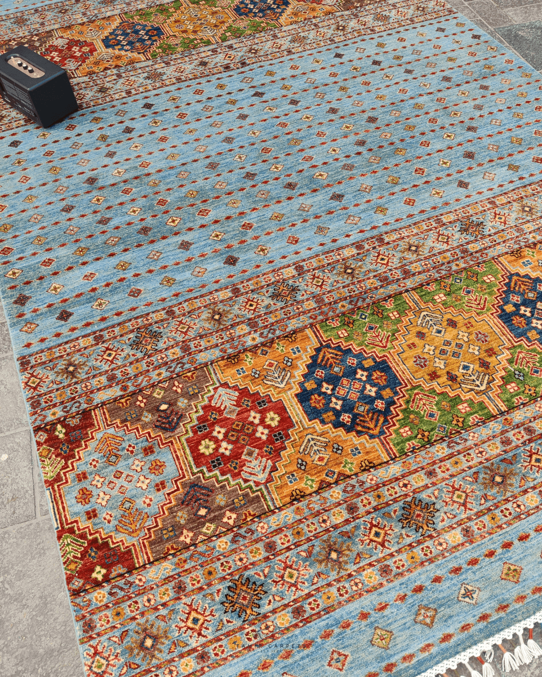 Khurjeen Rug - 7 x 10 ft