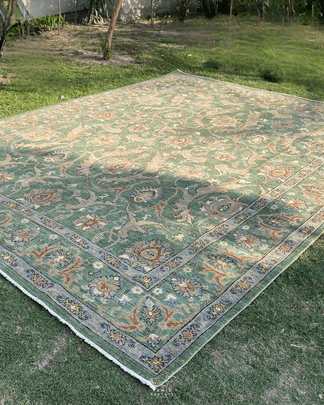 Chobi Rug - 9 x 12 ft