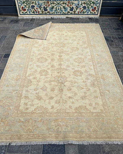 Chobi Rug - 5.5 x 8 ft