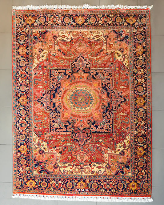 Heriz Persian handmade organic handspun wool rug, 7x10 ft