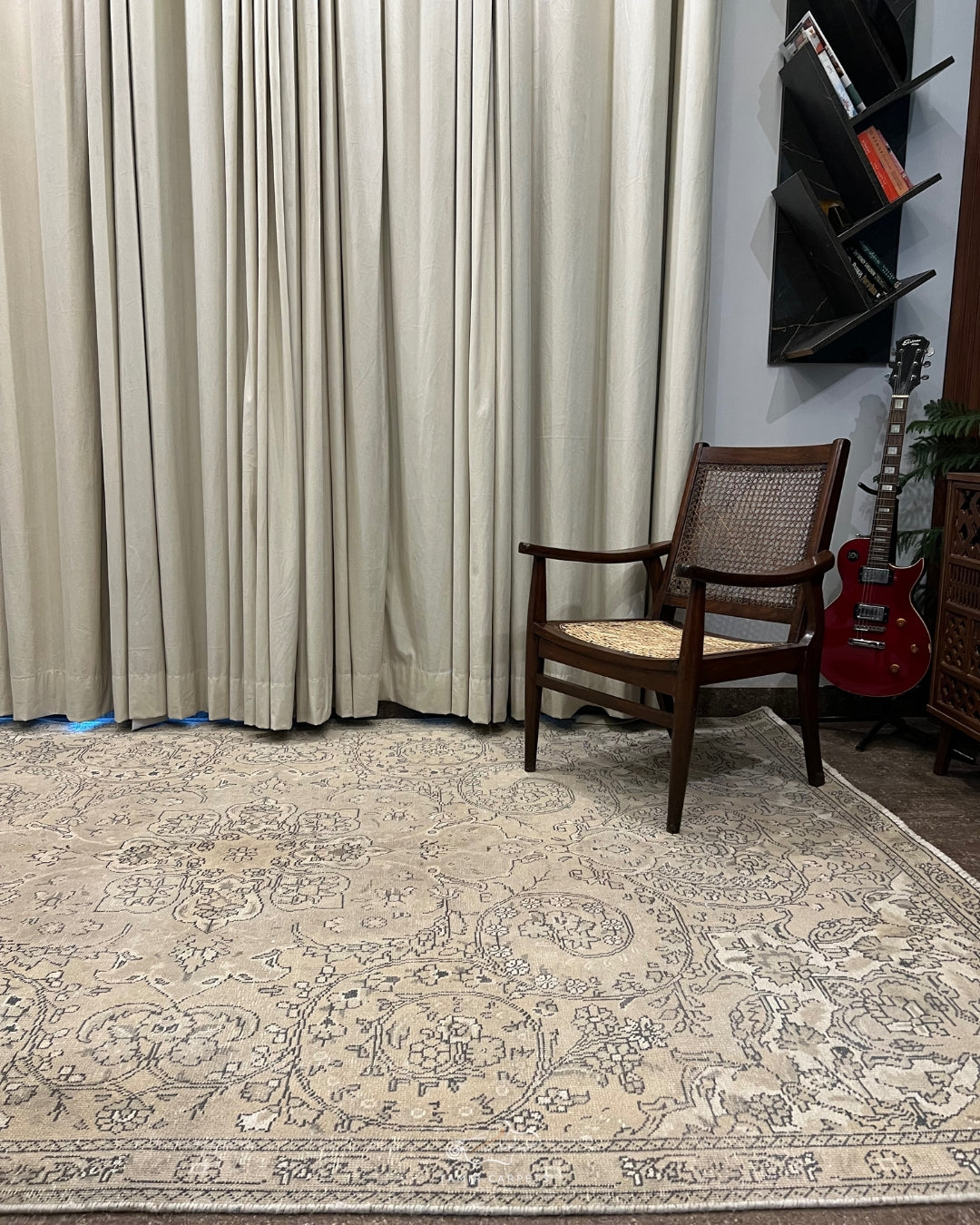 Persian Vintage - 6.5 x 9.5 ft