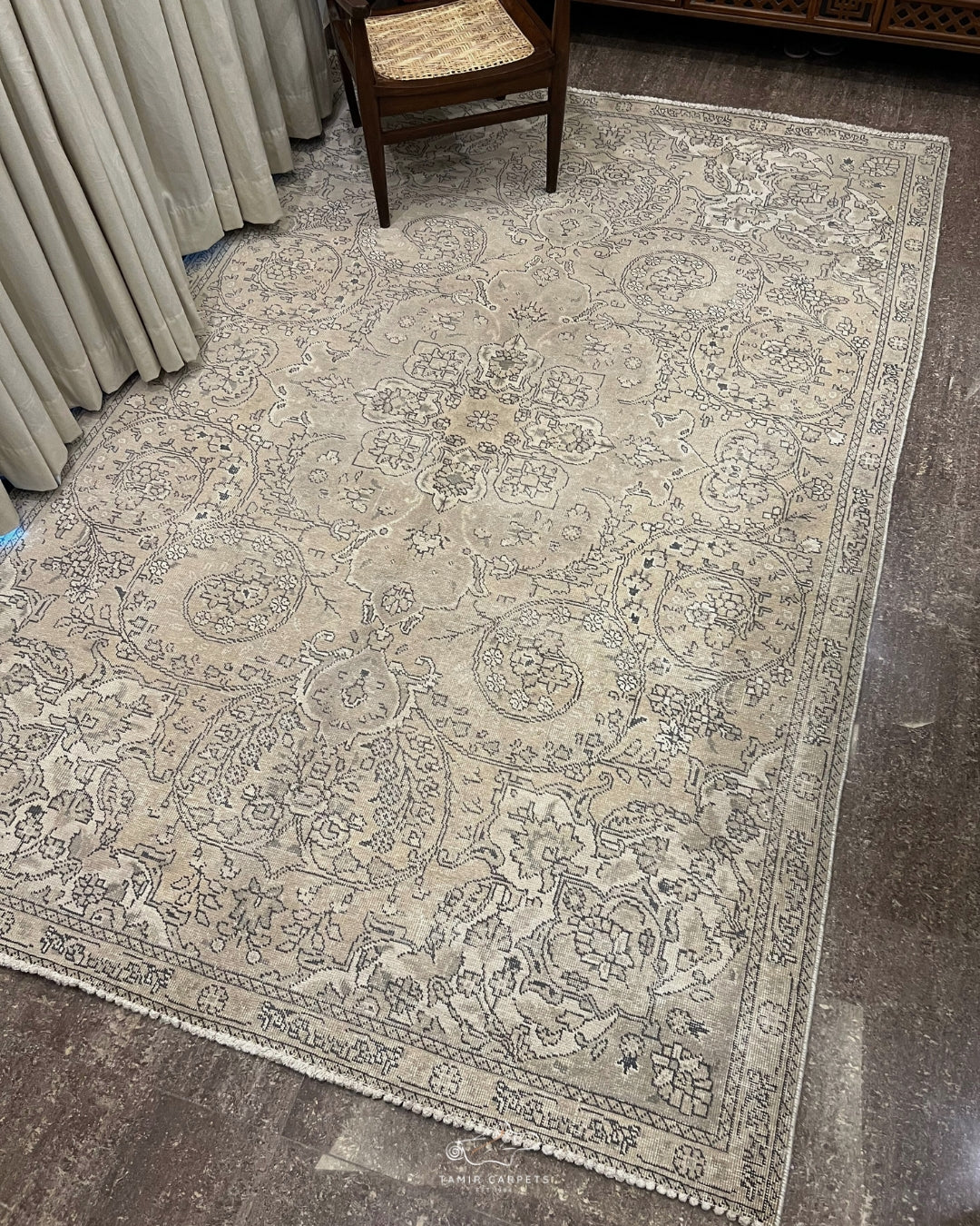 Persian Vintage - 6.5 x 9.5 ft