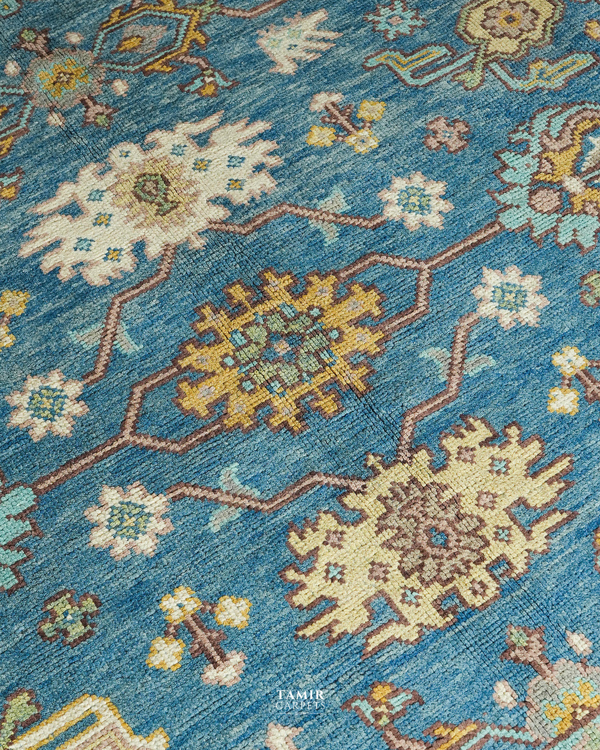 Oushak Rug/Carpet close up photograph