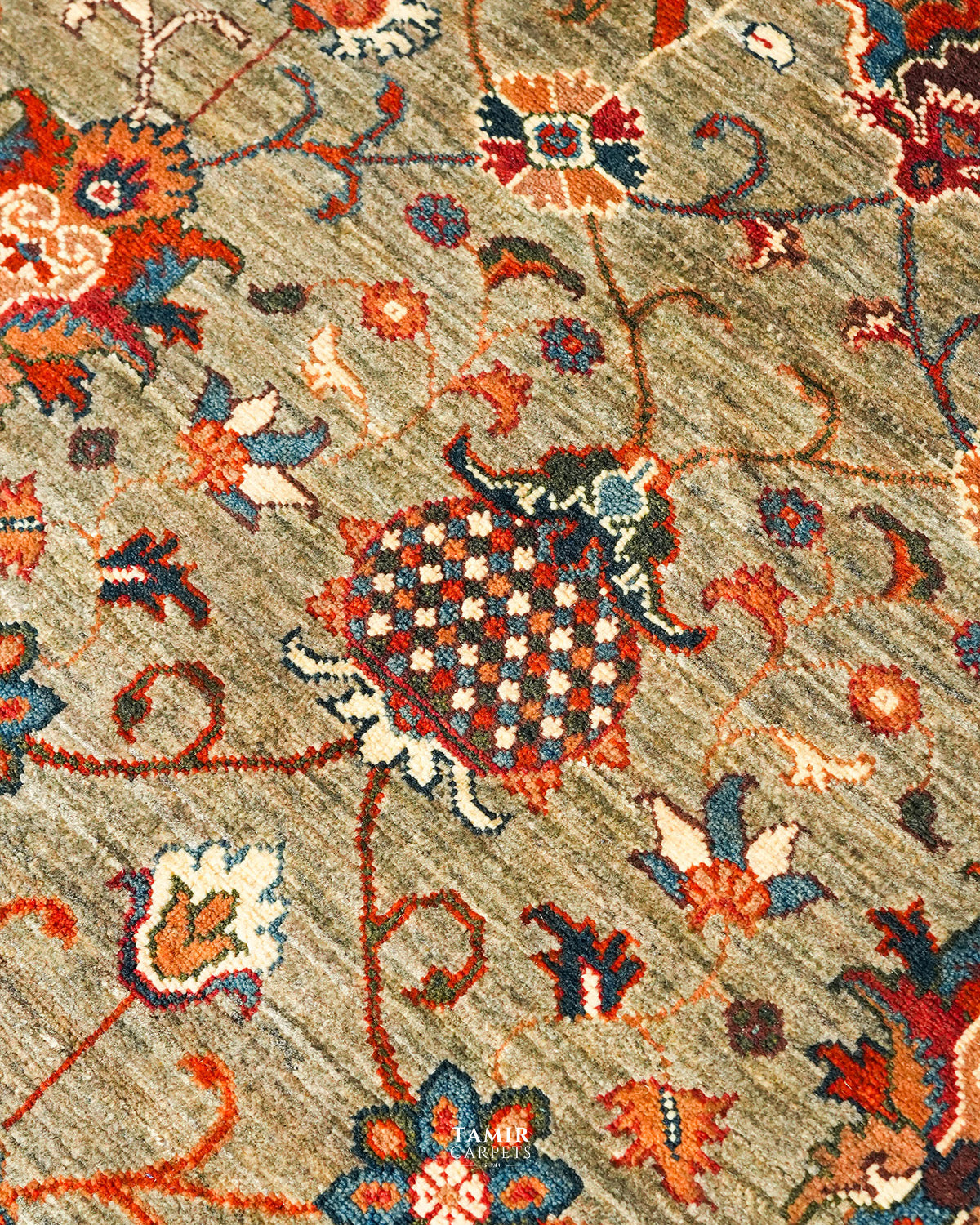 Sultani 5.5x8ft