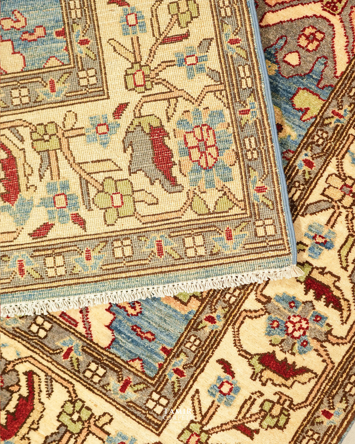 Back of the Sultanabad rug showing the hand-knotted weave